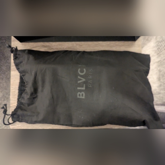 BLVCK PARIS Black Fluffy Slippers - Picture 7 of 7